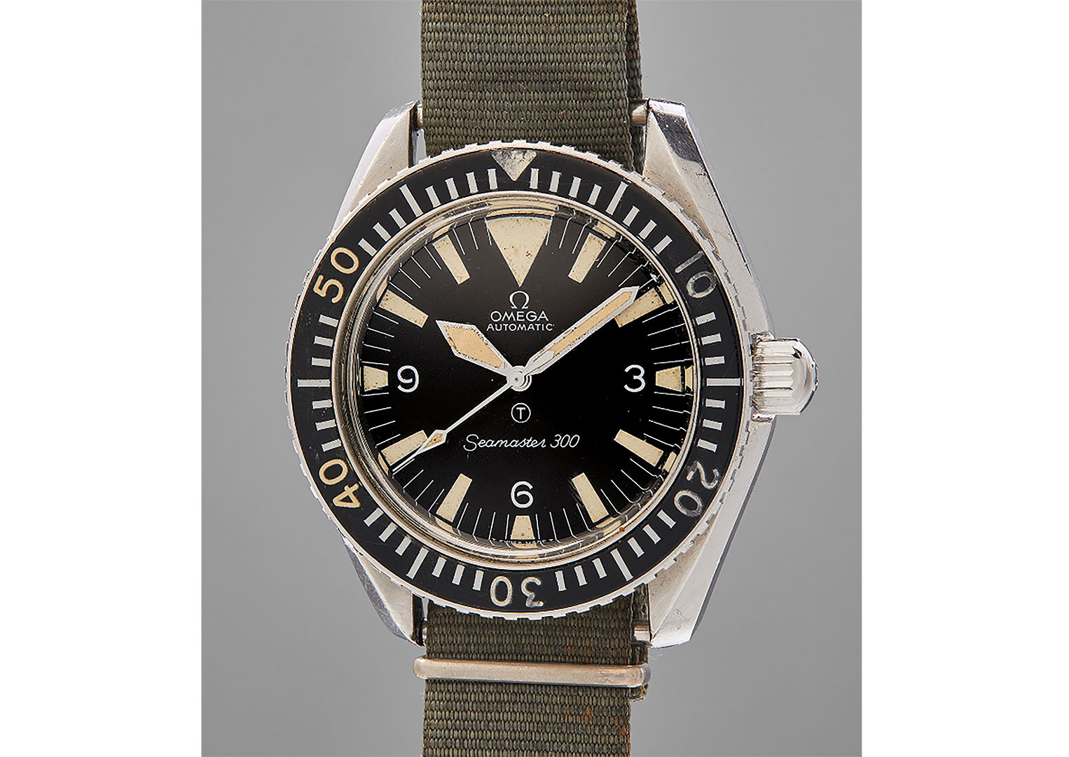 A Seamaster 300 made for the British Royal Navy. Image courtesy of Phillips